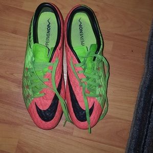 Nike Venom Soccer Cleats